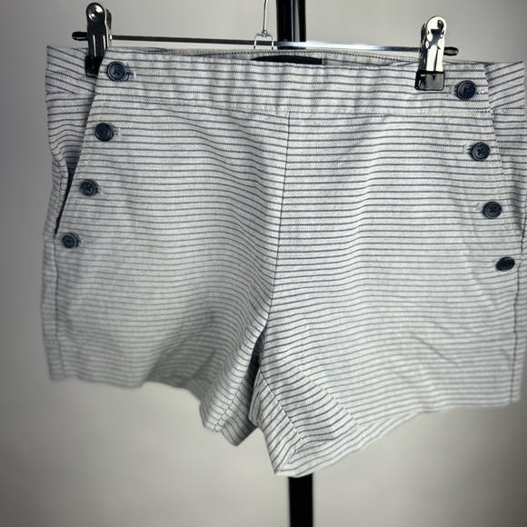 ⭐️SALE⭐️ Banana Republic - Shorts - Picture 1 of 5